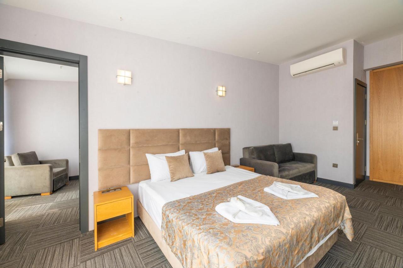 Taksim Hotel V Plus Istambul Exterior foto